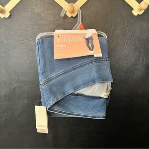 Destination‎ Maternity Jeggings Size Medium
